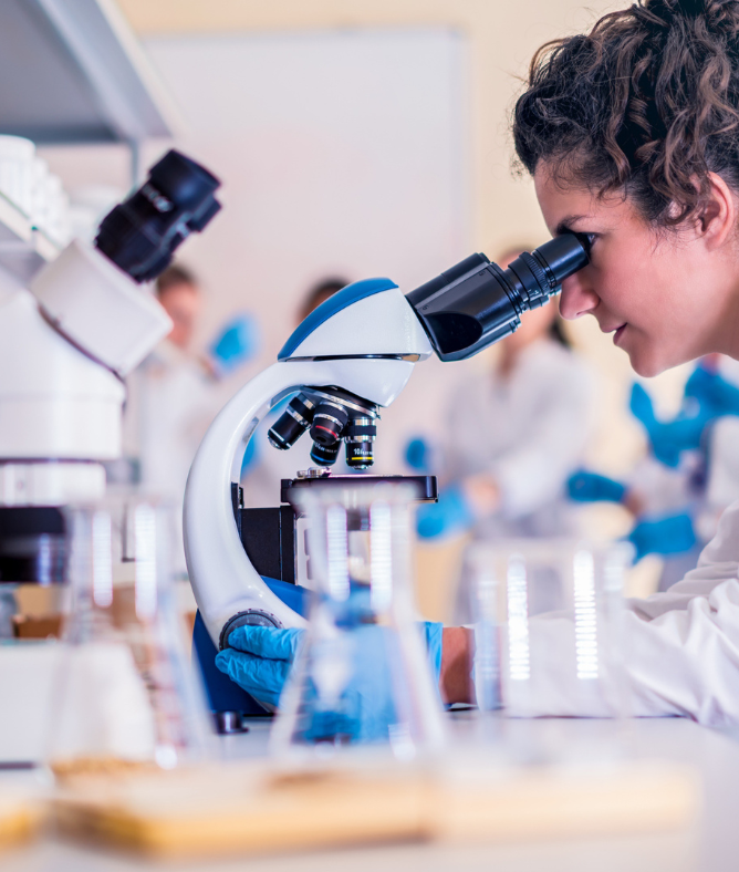 UKAS-accredited laboratory analysing asbestos samples from Mansfield commercial sites